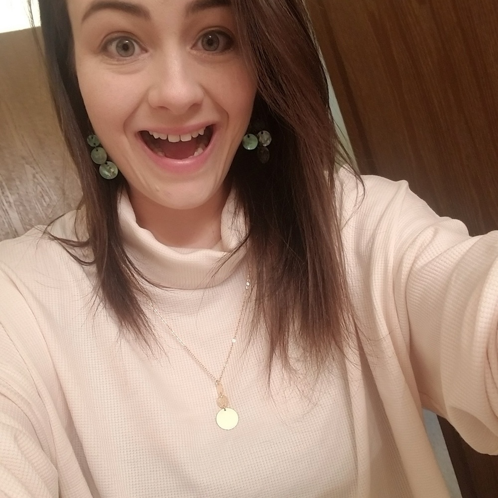 Meet your Posher, Jessica